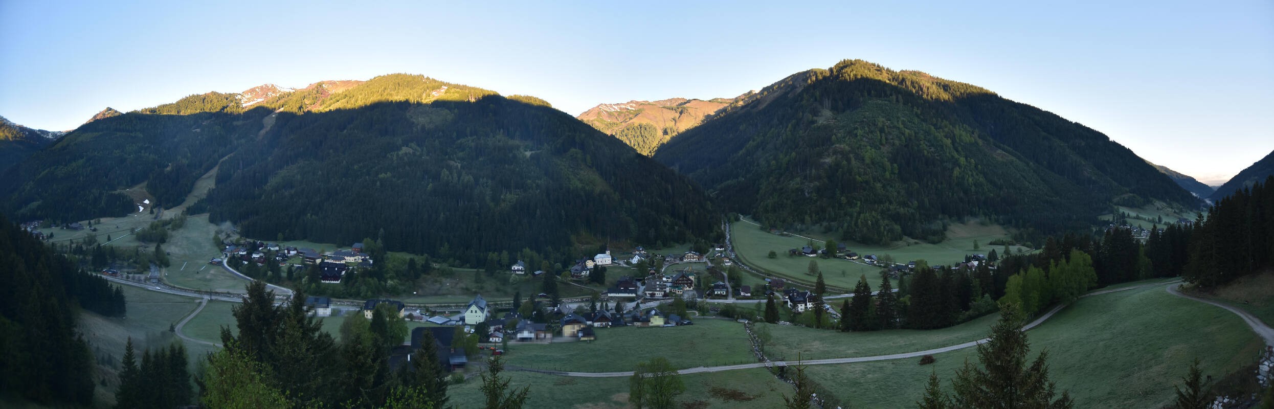 Archiv Foto Webcam Donnersbachwald - Blick zur Riesneralm