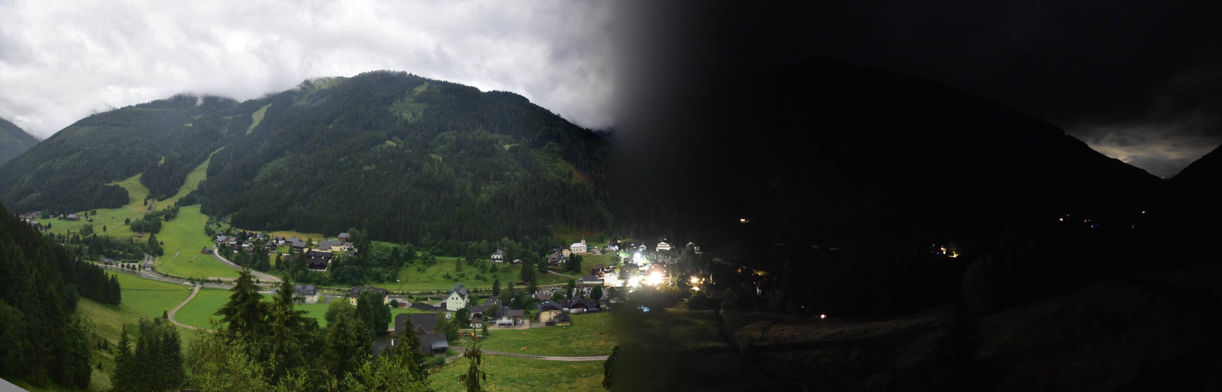 Archiv Foto Webcam Donnersbachwald - Blick zur Riesneralm
