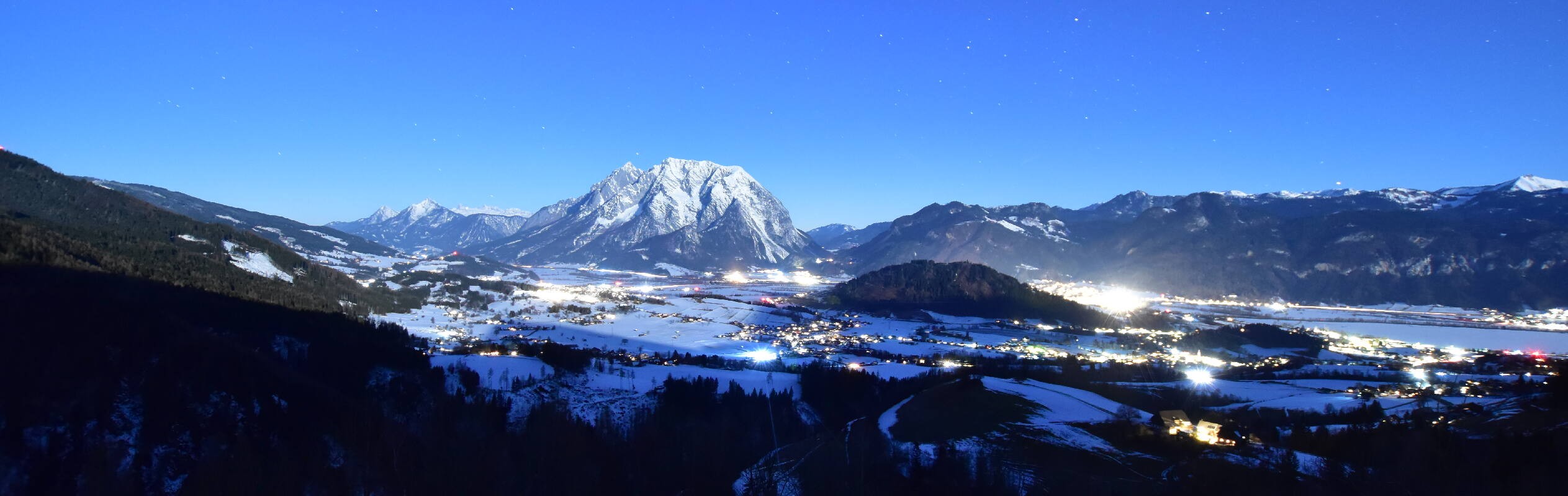 Archiv Foto Webcam Aigen im Ennstal - Blick auf den Grimming