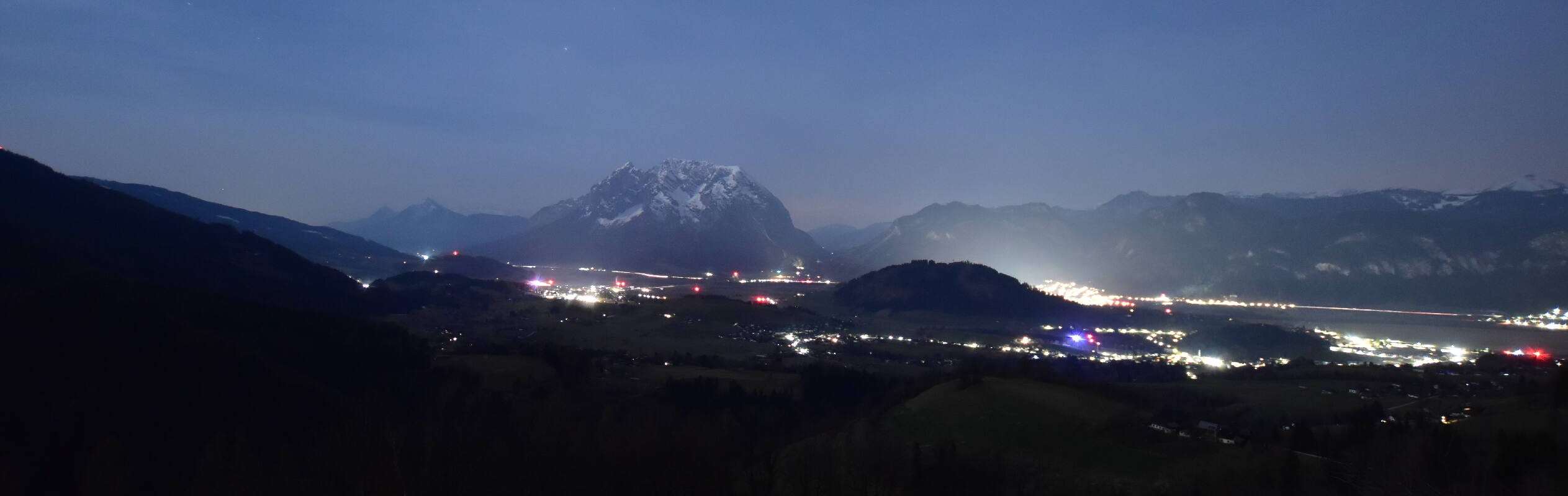 Archiv Foto Webcam Aigen im Ennstal - Blick auf den Grimming