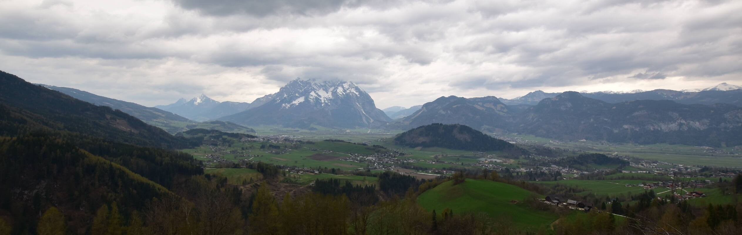 Archiv Foto Webcam Aigen im Ennstal - Blick auf den Grimming