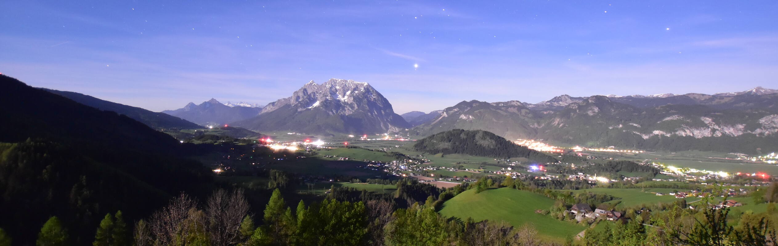 Archiv Foto Webcam Aigen im Ennstal - Blick auf den Grimming