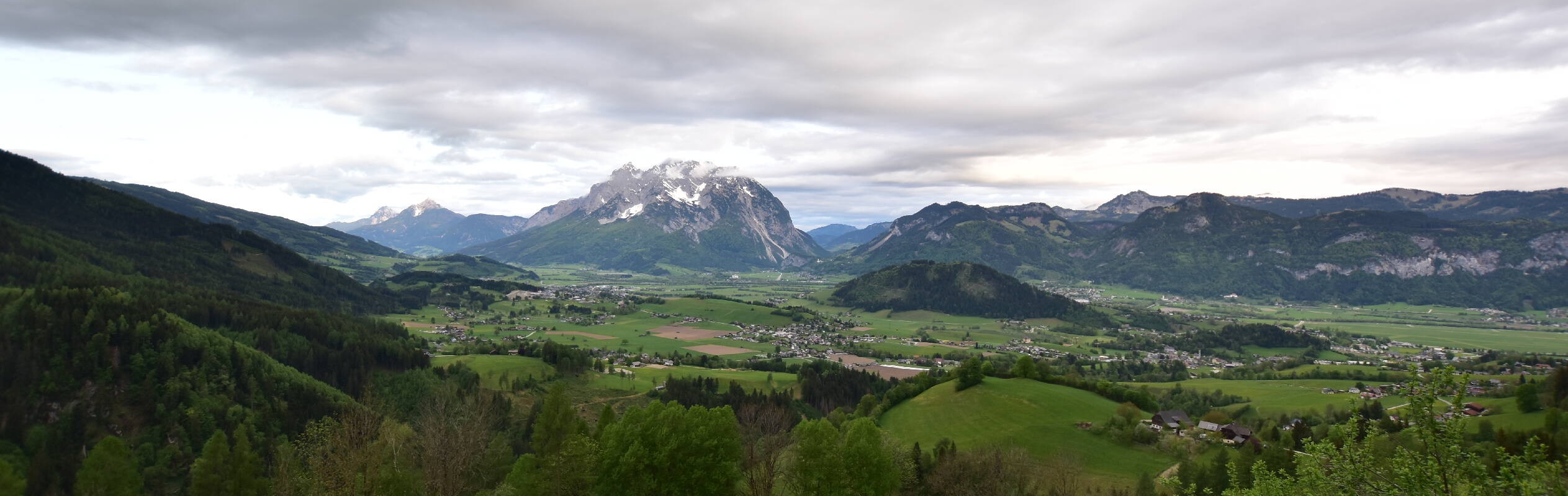 Archiv Foto Webcam Aigen im Ennstal - Blick auf den Grimming
