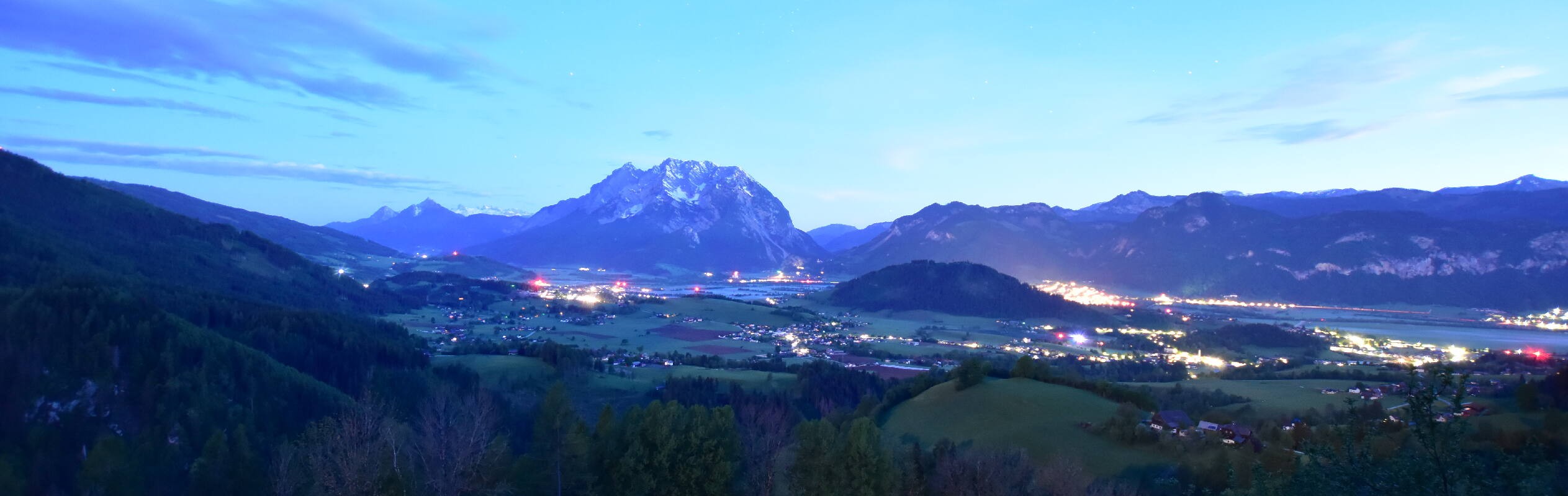 Archiv Foto Webcam Aigen im Ennstal - Blick auf den Grimming
