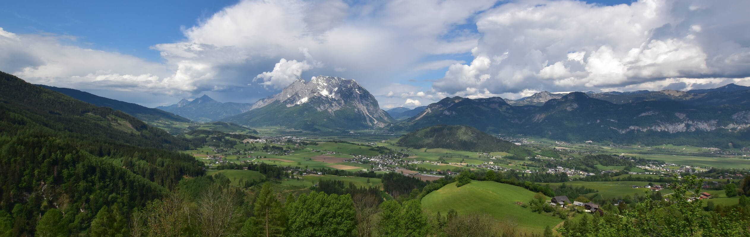 Archiv Foto Webcam Aigen im Ennstal - Blick auf den Grimming