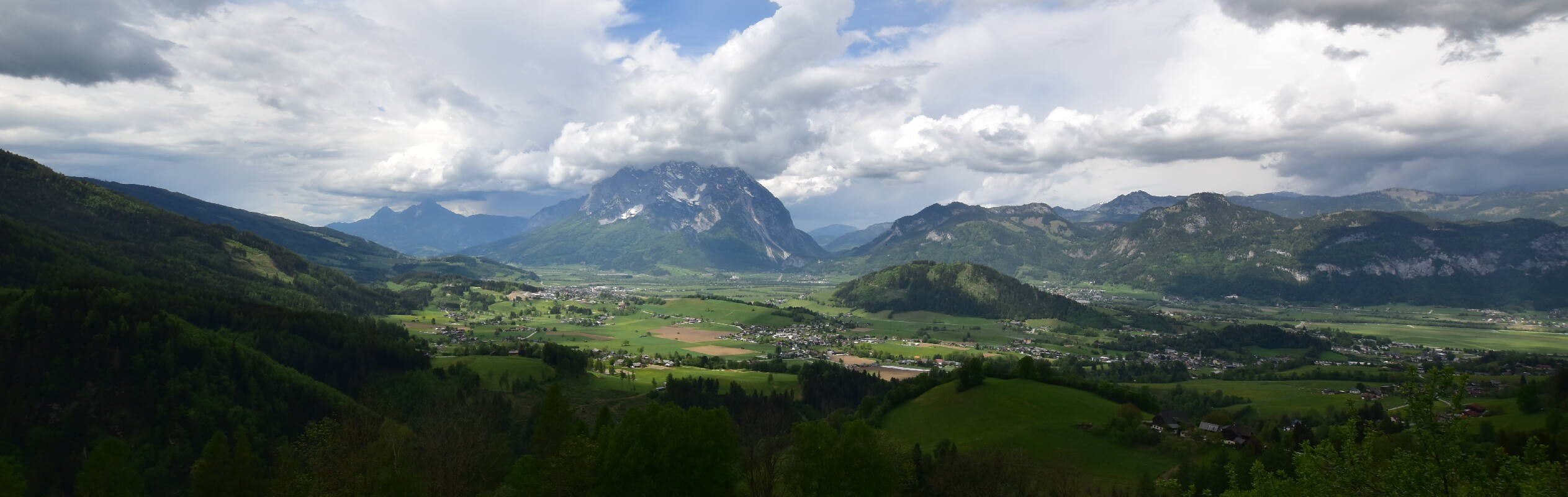 Archiv Foto Webcam Aigen im Ennstal - Blick auf den Grimming