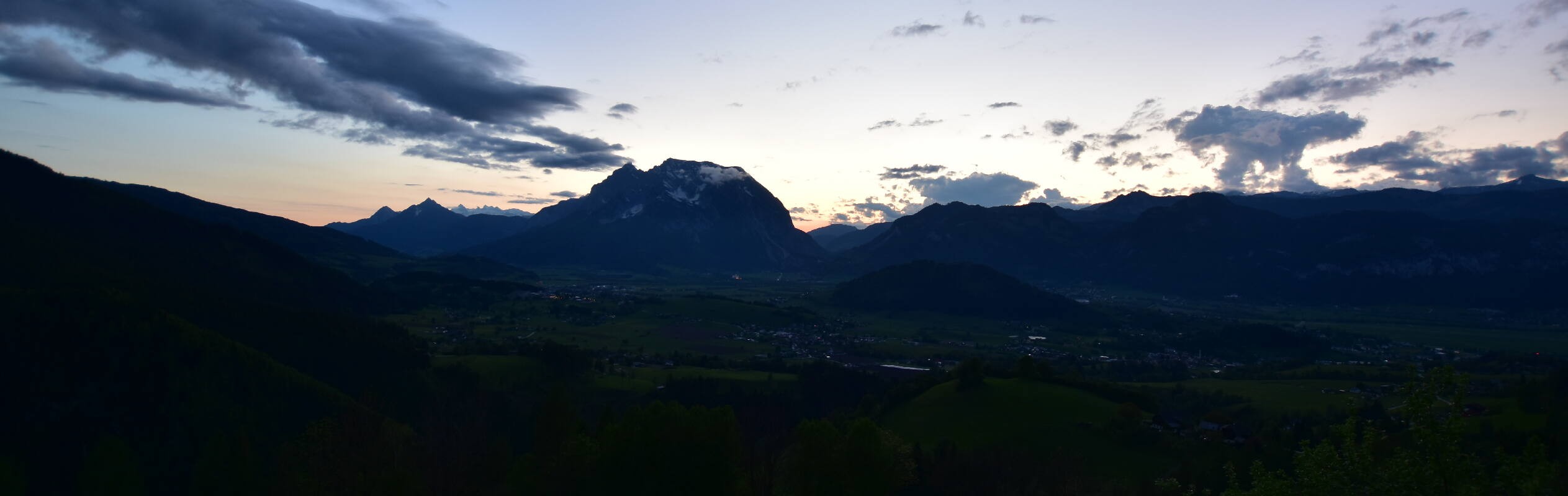 Archiv Foto Webcam Aigen im Ennstal - Blick auf den Grimming