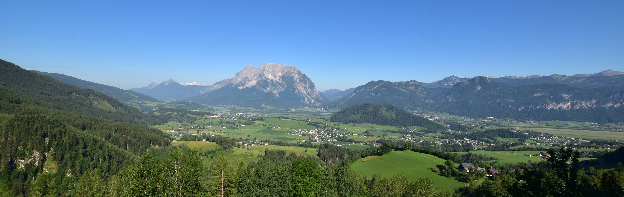 Archiv Foto Webcam Aigen im Ennstal - Blick auf den Grimming