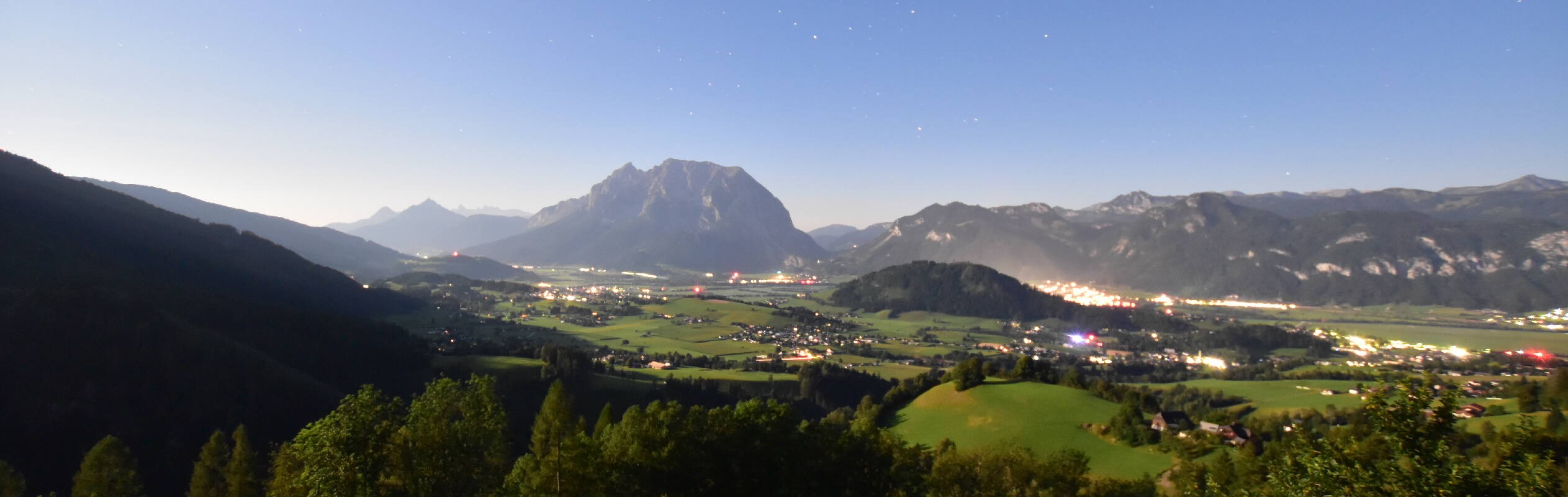 Archiv Foto Webcam Aigen im Ennstal - Blick auf den Grimming