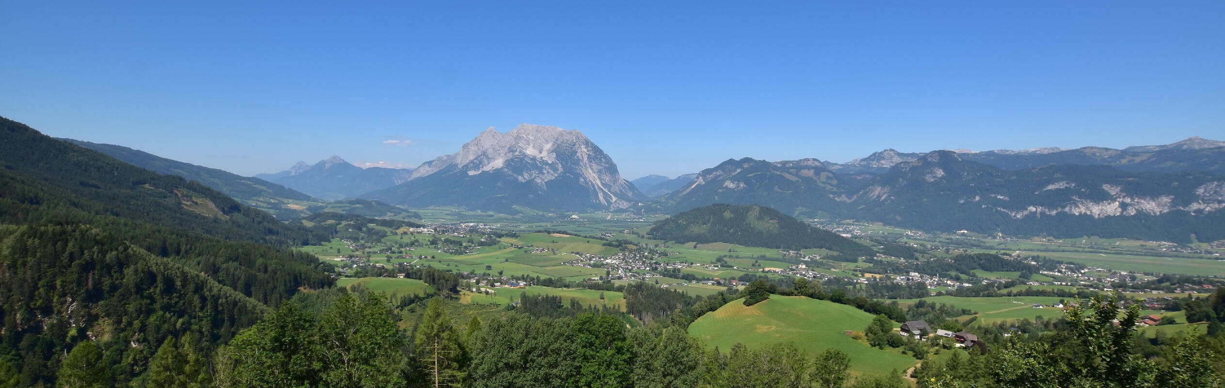 Archiv Foto Webcam Aigen im Ennstal - Blick auf den Grimming
