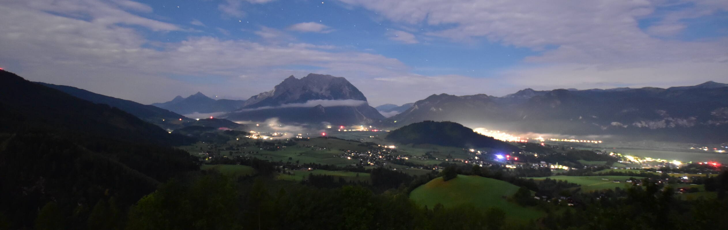 Archiv Foto Webcam Aigen im Ennstal - Blick auf den Grimming