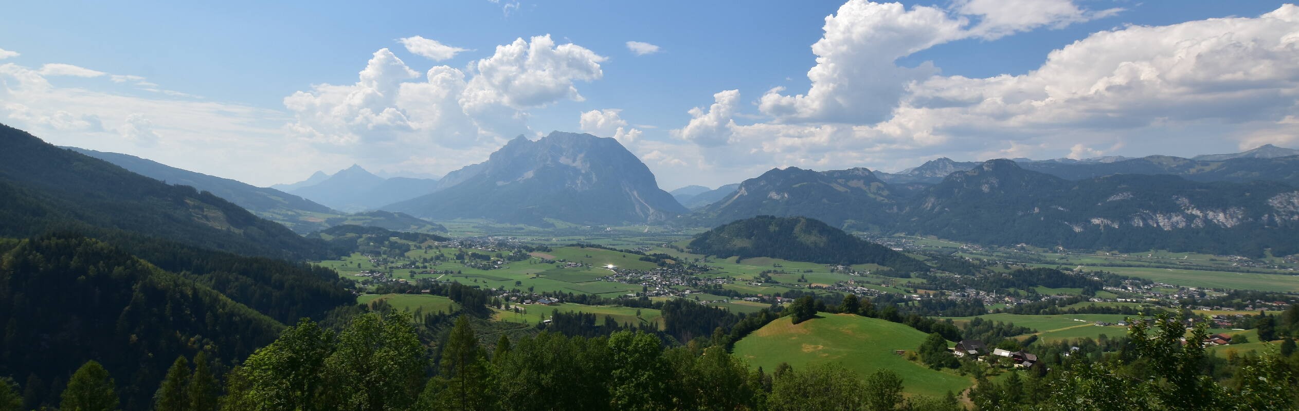 Archiv Foto Webcam Aigen im Ennstal - Blick auf den Grimming