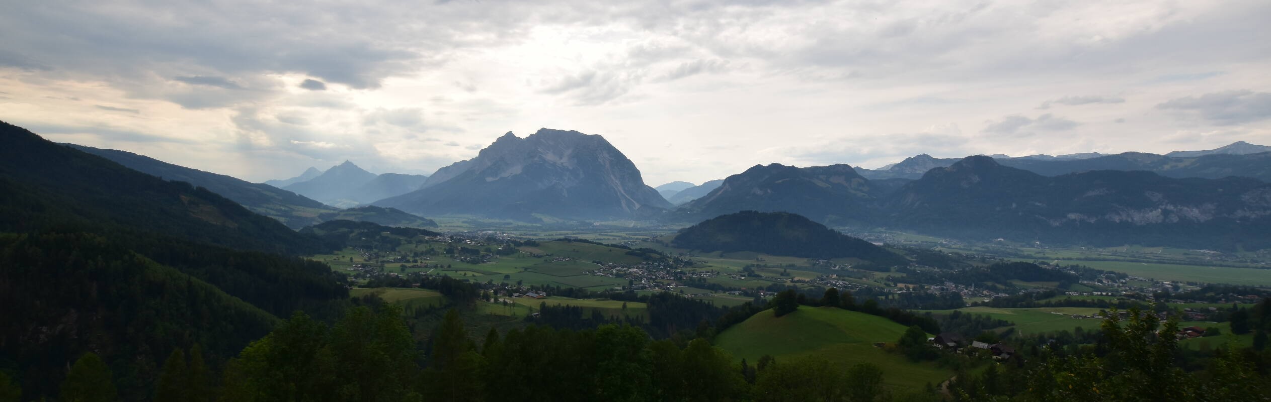 Archiv Foto Webcam Aigen im Ennstal - Blick auf den Grimming