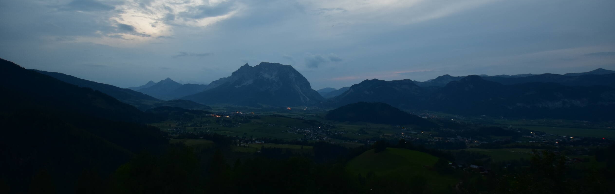 Archiv Foto Webcam Aigen im Ennstal - Blick auf den Grimming