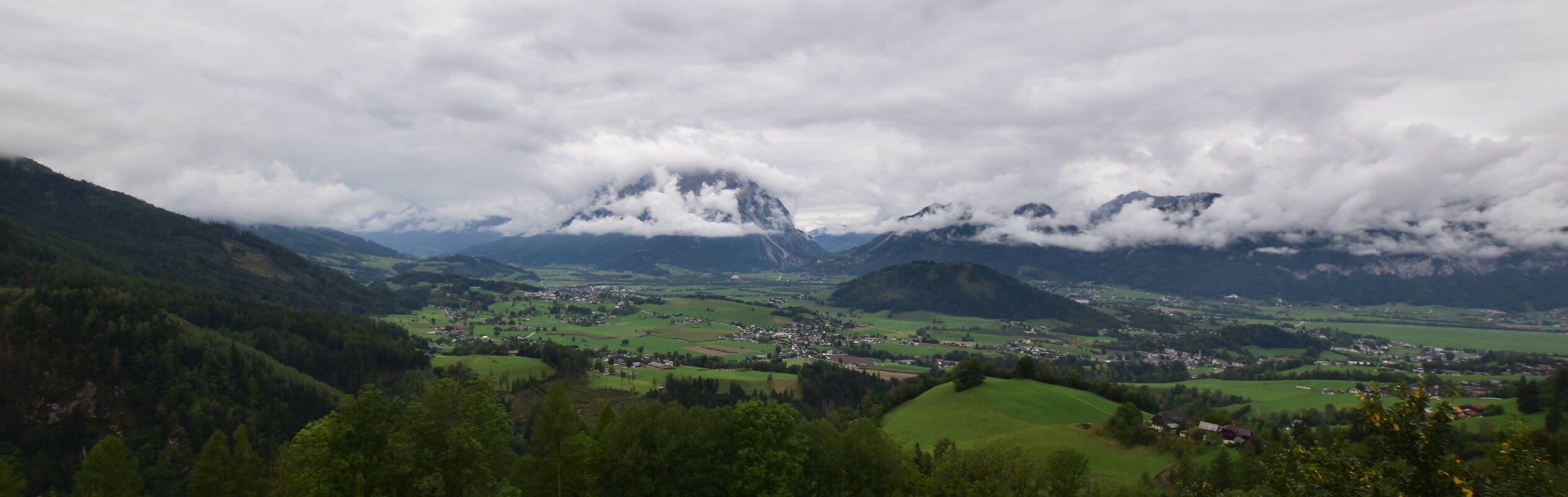 Archiv Foto Webcam Aigen im Ennstal - Blick auf den Grimming
