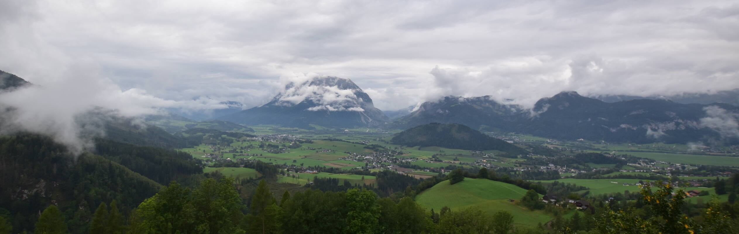 Archiv Foto Webcam Aigen im Ennstal - Blick auf den Grimming