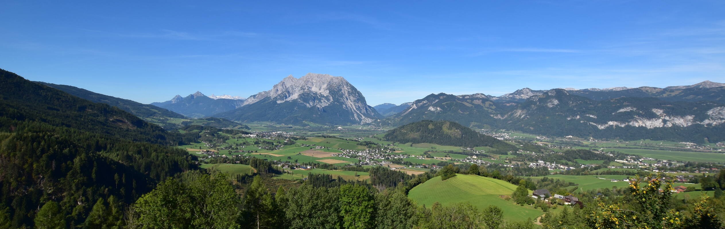 Archiv Foto Webcam Aigen im Ennstal - Blick auf den Grimming