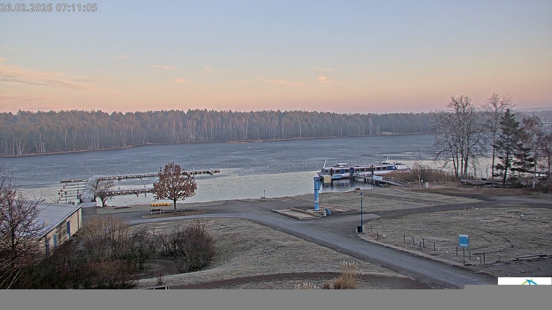 Archived image Webcam Lake Senftenberg - Camping