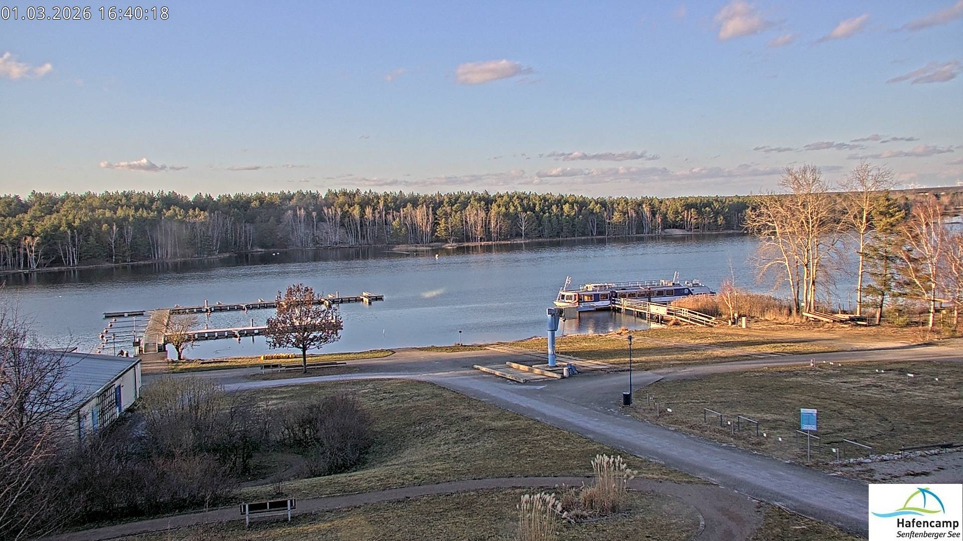 Archiv Foto Webcam Senftenberger See - Hafencamp