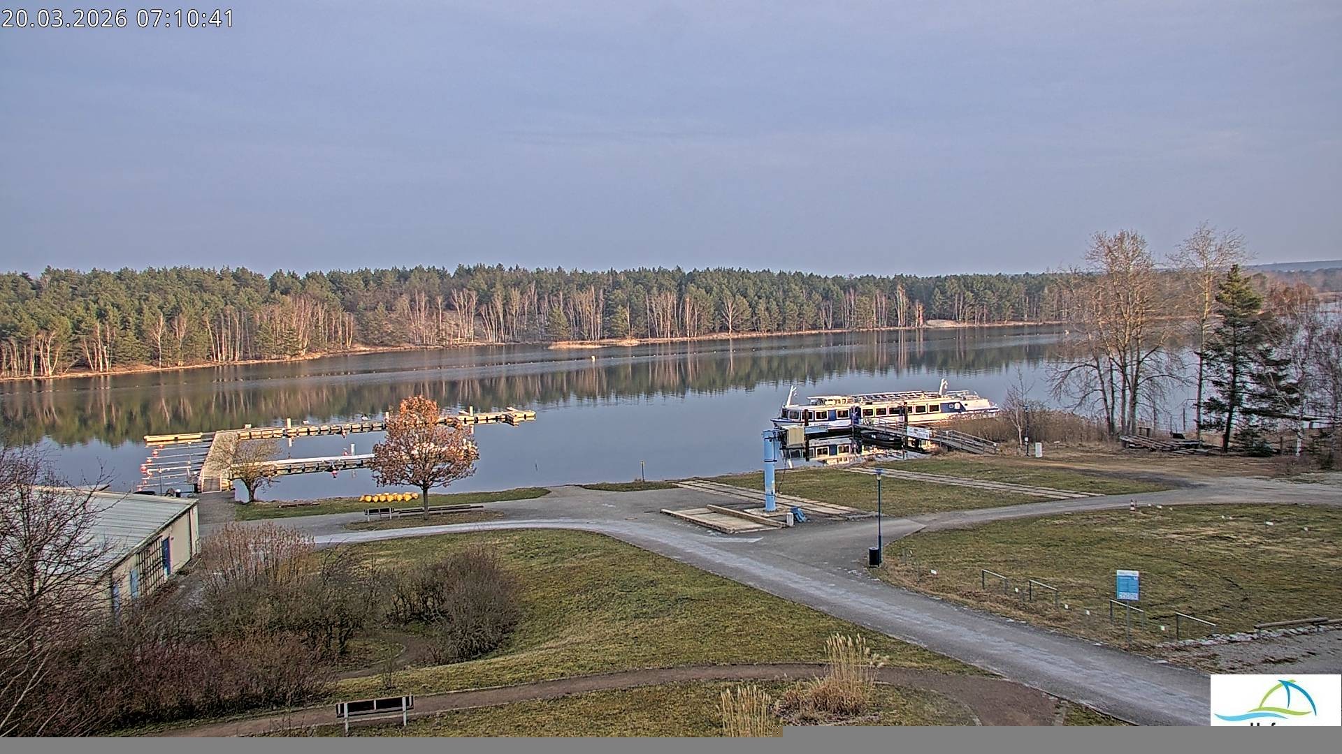 Archived image Webcam Lake Senftenberg - Camping