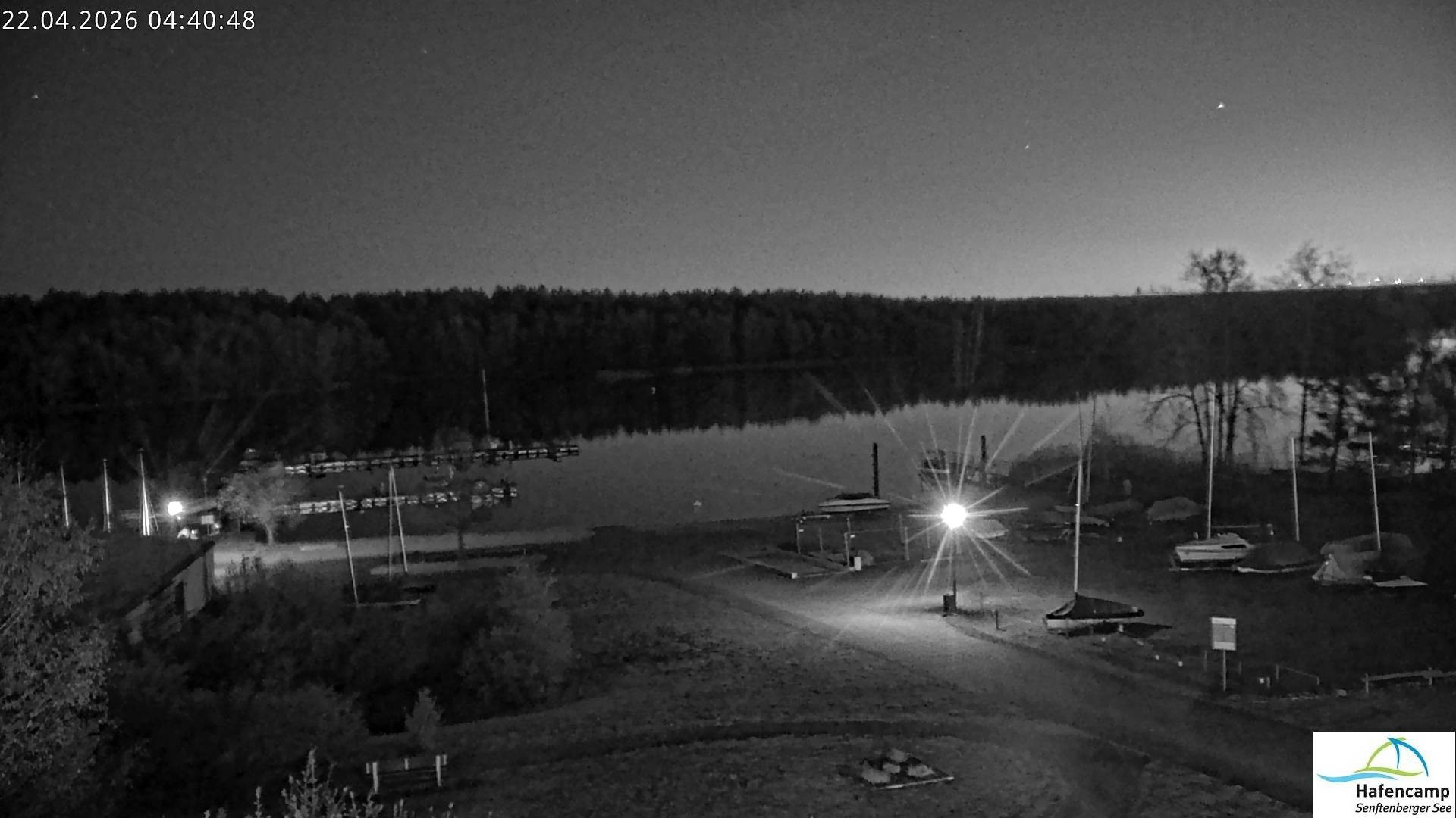 Archived image Webcam Lake Senftenberg - Camping