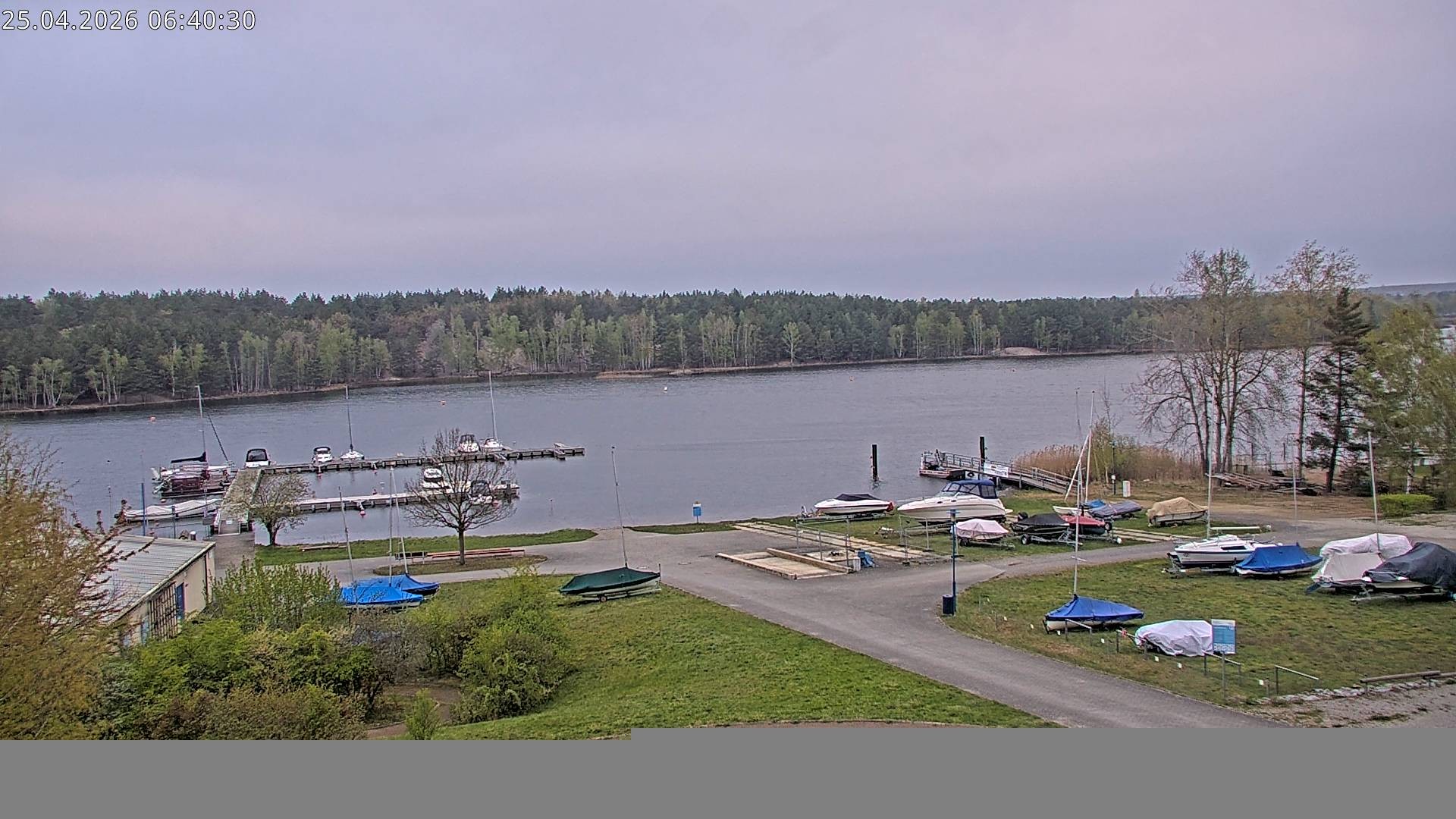 Archiv Foto Webcam Senftenberger See - Hafencamp