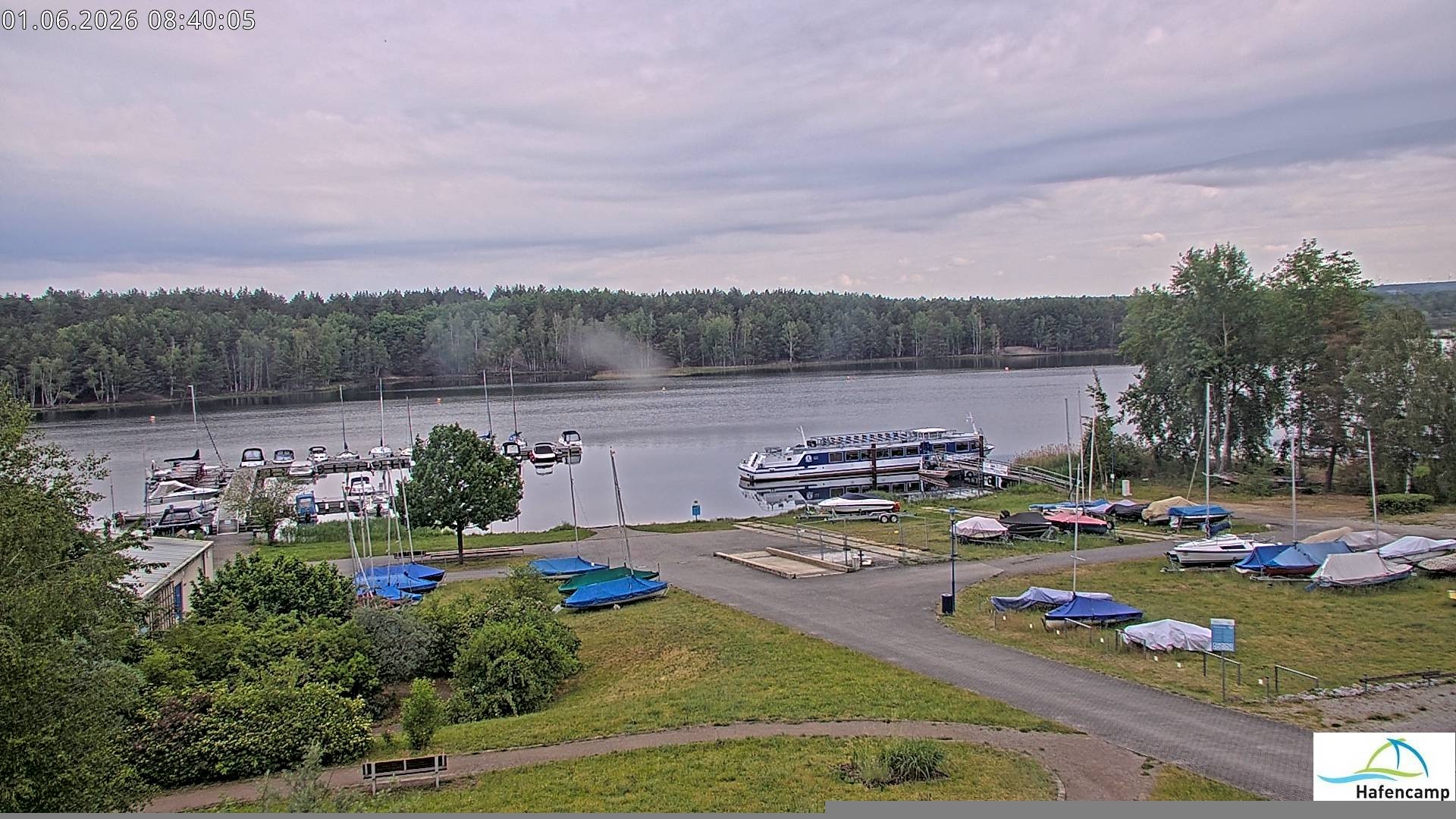 Archived image Webcam Lake Senftenberg - Camping