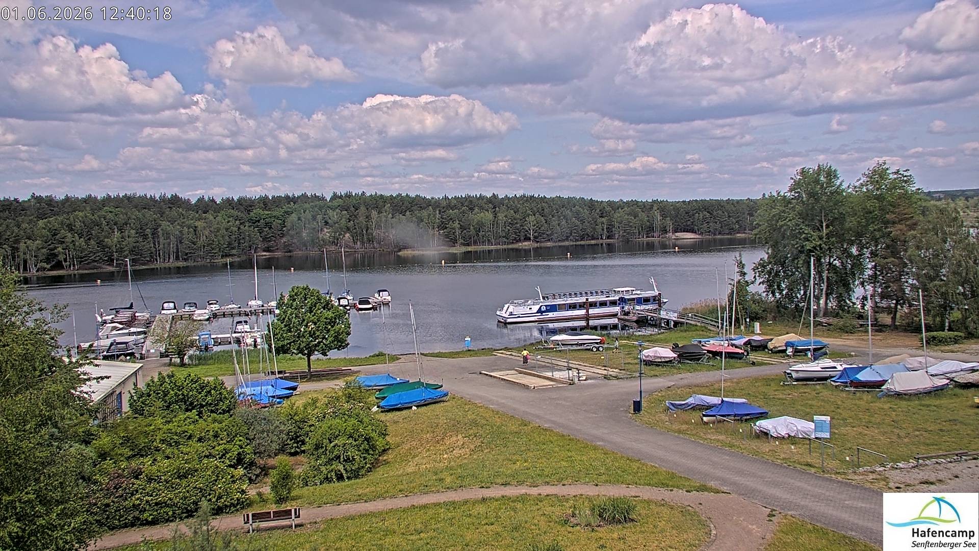 Archived image Webcam Lake Senftenberg - Camping