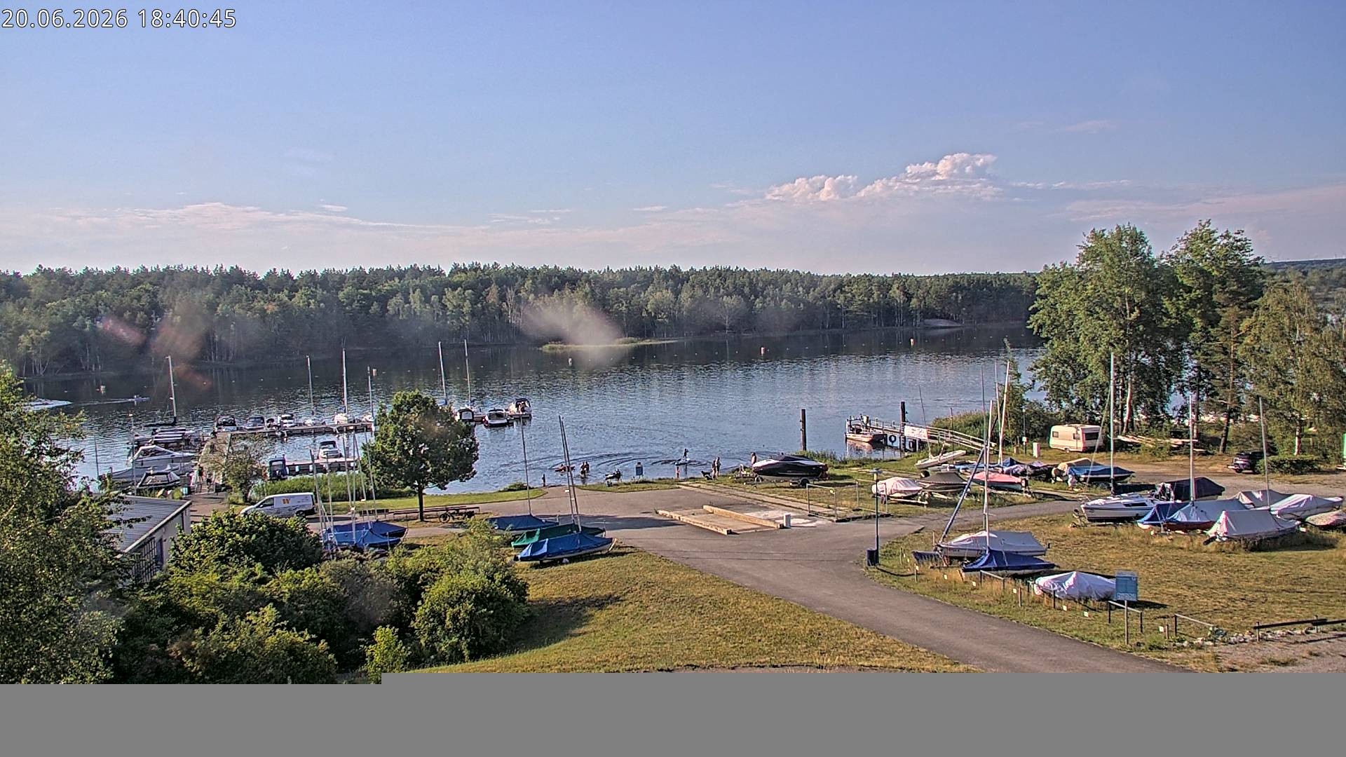 Archived image Webcam Lake Senftenberg - Camping
