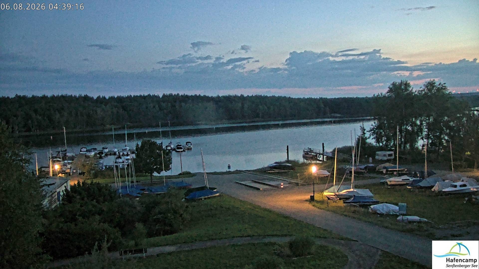 Archived image Webcam Lake Senftenberg - Camping