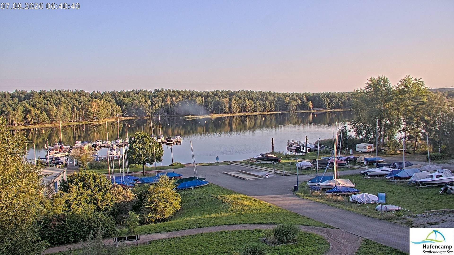 Archived image Webcam Lake Senftenberg - Camping