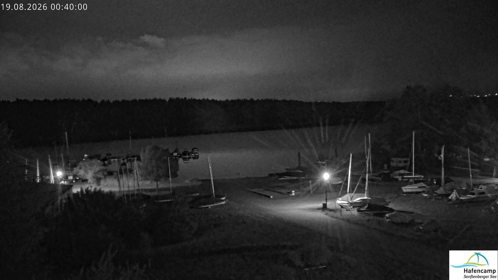 Archived image Webcam Lake Senftenberg - Camping
