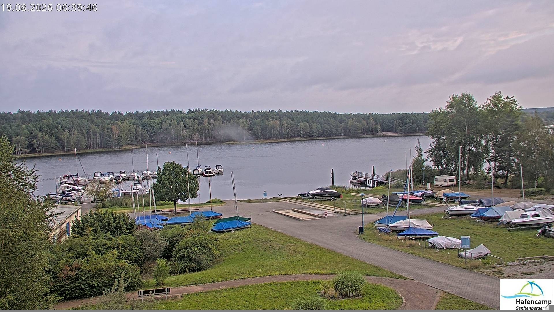 Archived image Webcam Lake Senftenberg - Camping