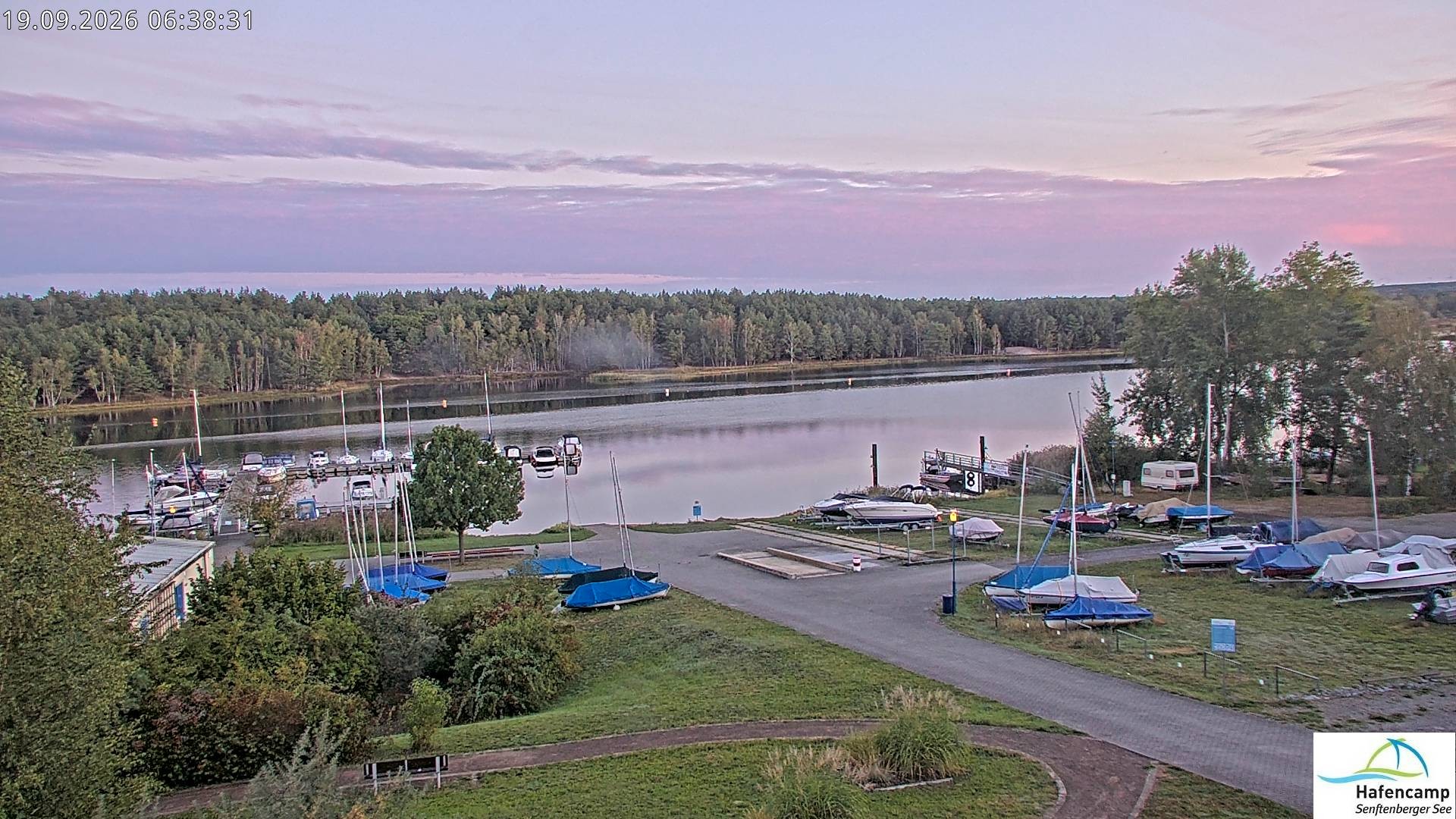 Archived image Webcam Lake Senftenberg - Camping