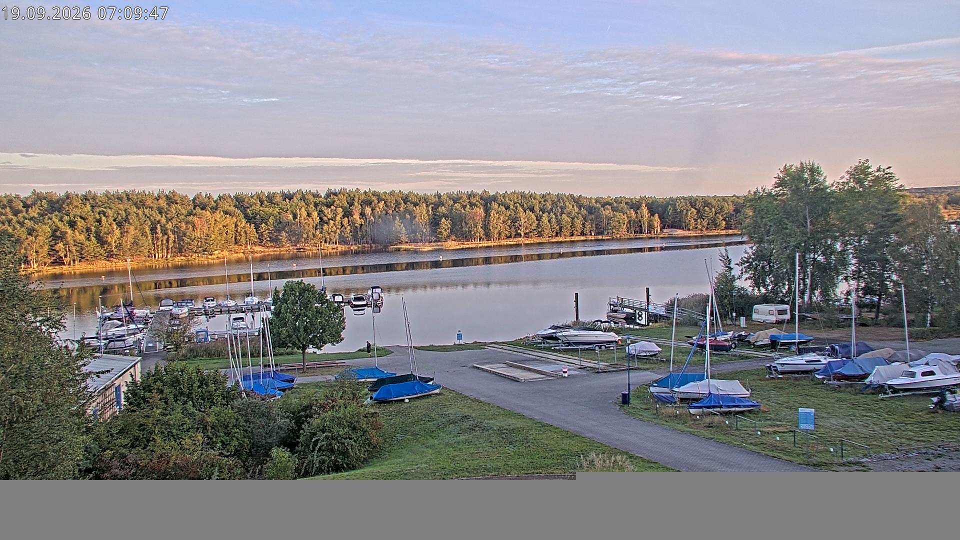 Archived image Webcam Lake Senftenberg - Camping
