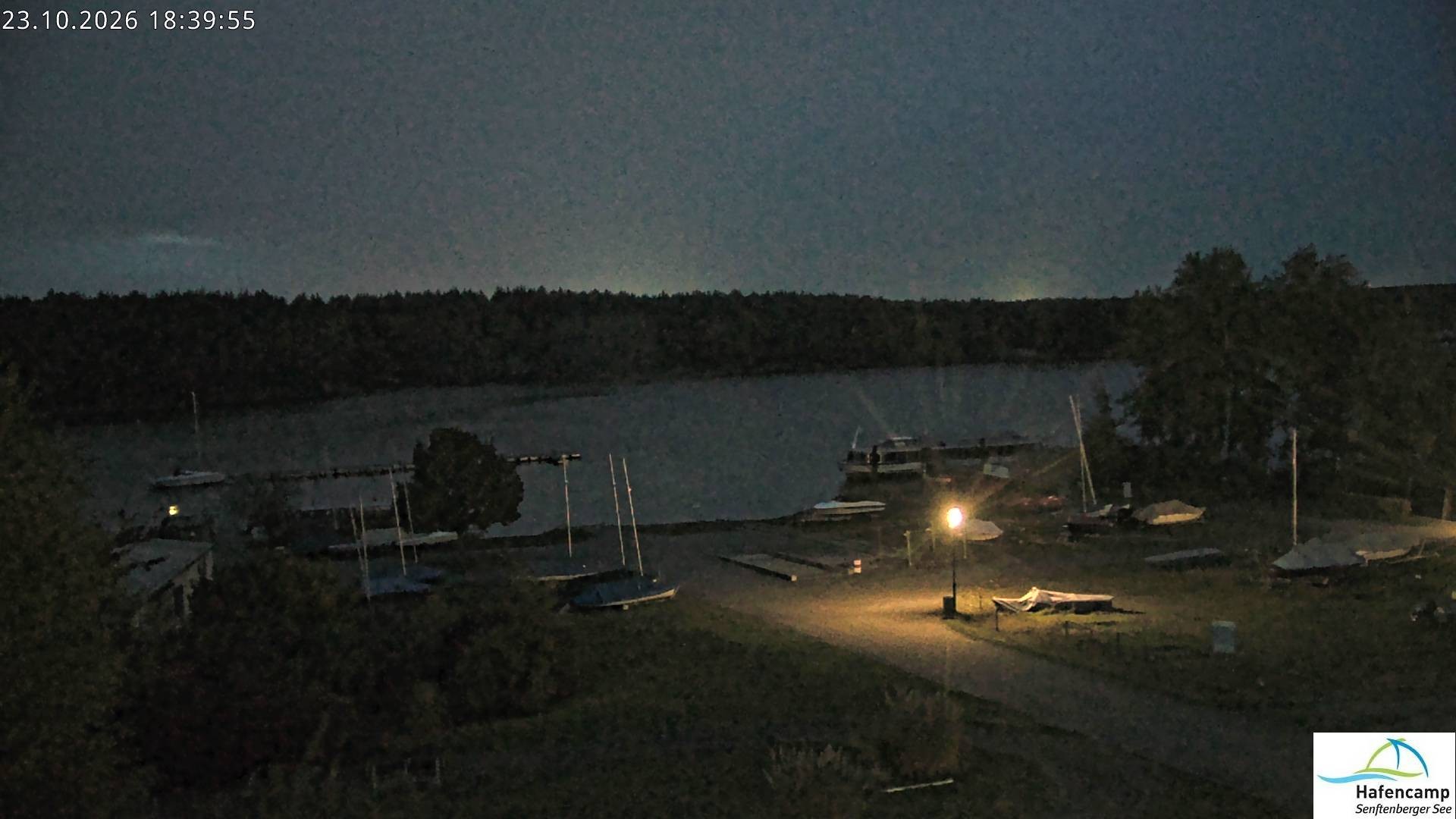 Archived image Webcam Lake Senftenberg - Camping