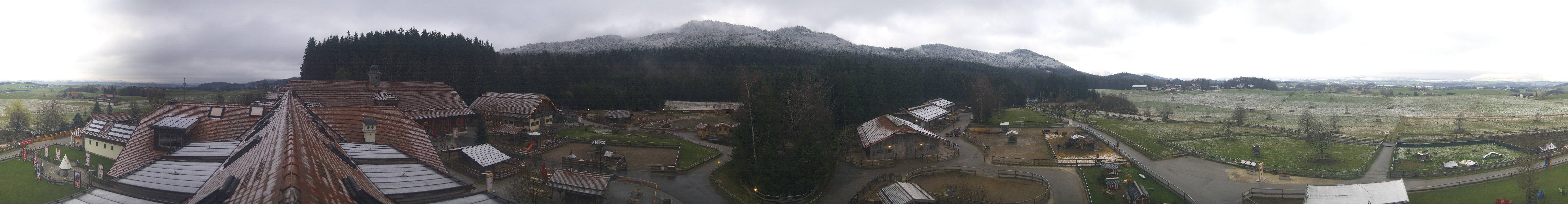 Archiv Foto Webcam Henndorf am Wallersee - Gut Aiderbichl