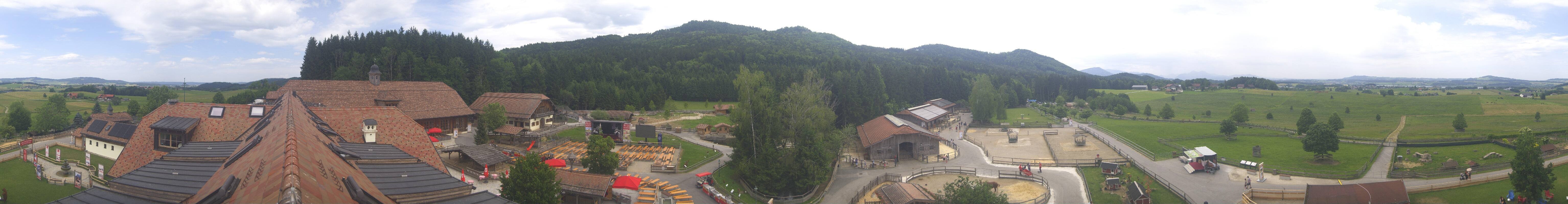 Archiv Foto Webcam Henndorf am Wallersee - Gut Aiderbichl