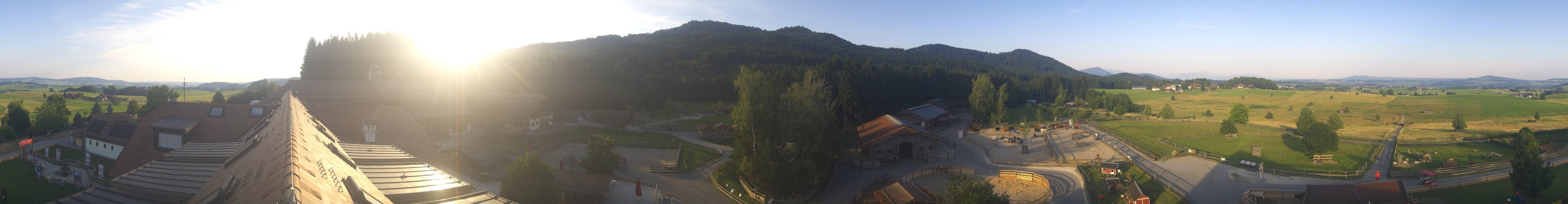 Archiv Foto Webcam Henndorf am Wallersee - Gut Aiderbichl