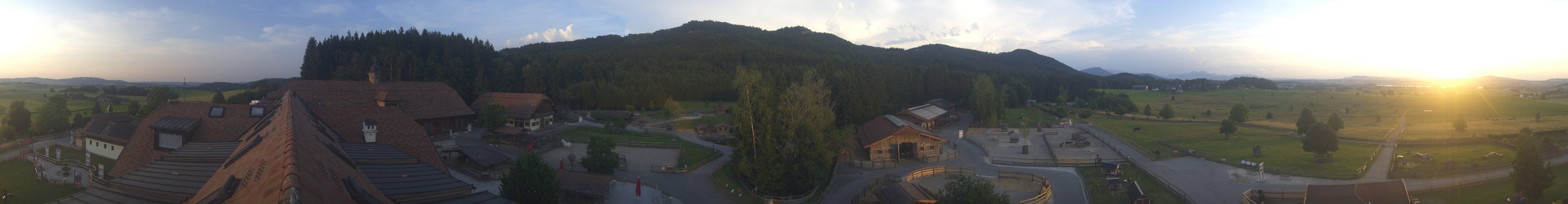 Archiv Foto Webcam Henndorf am Wallersee - Gut Aiderbichl
