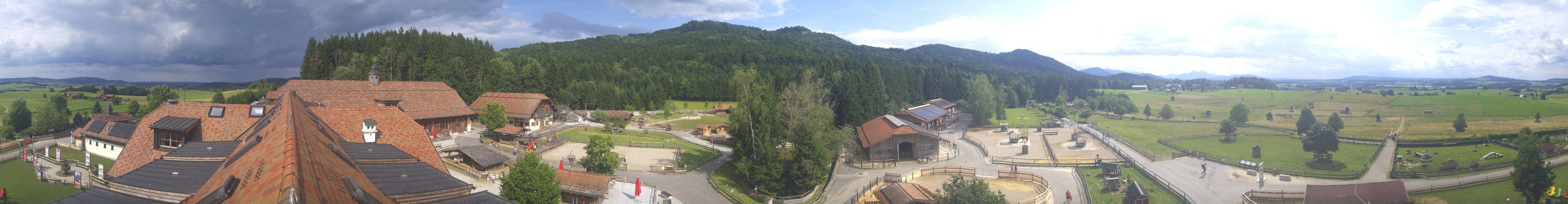 Archiv Foto Webcam Henndorf am Wallersee - Gut Aiderbichl
