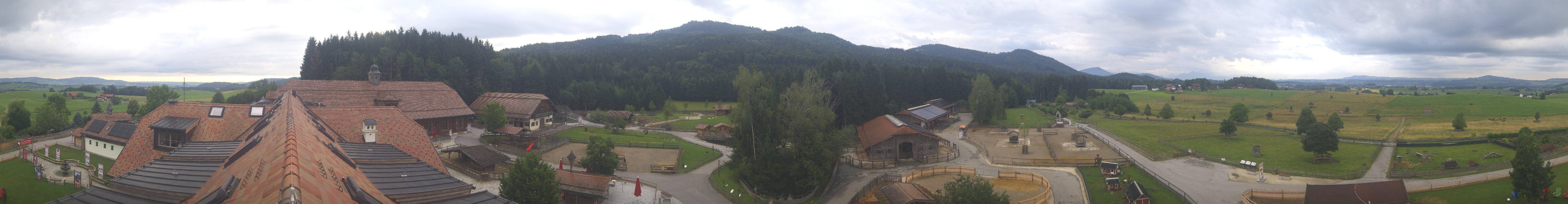 Archiv Foto Webcam Henndorf am Wallersee - Gut Aiderbichl