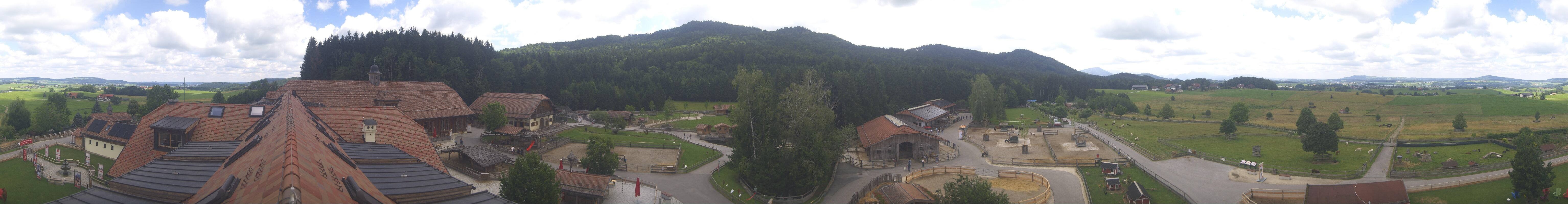 Archiv Foto Webcam Henndorf am Wallersee - Gut Aiderbichl