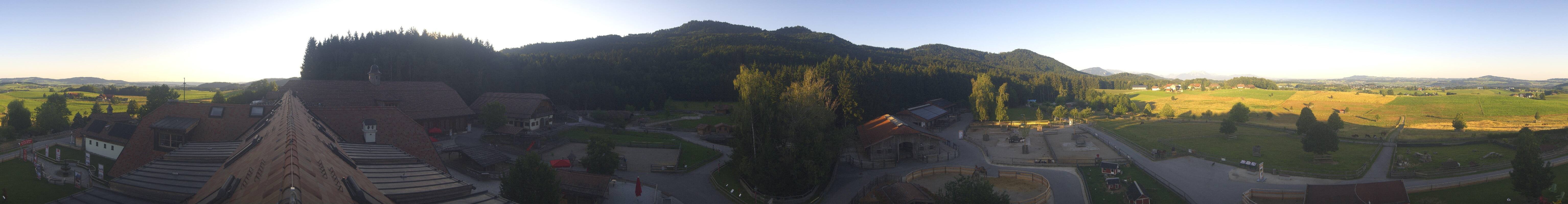 Archiv Foto Webcam Henndorf am Wallersee - Gut Aiderbichl