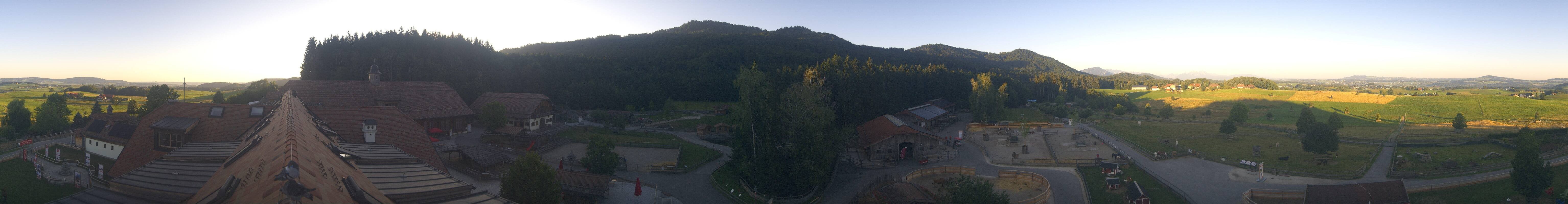 Archiv Foto Webcam Henndorf am Wallersee - Gut Aiderbichl