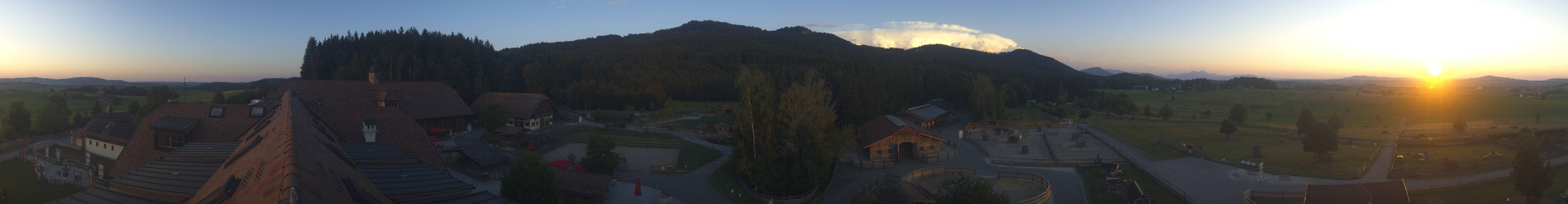 Archiv Foto Webcam Henndorf am Wallersee - Gut Aiderbichl