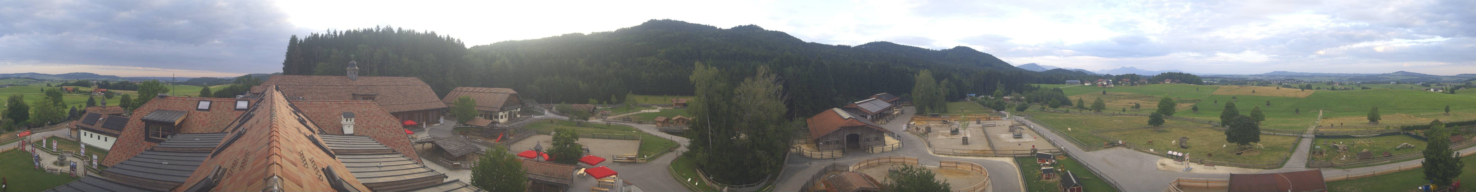Archiv Foto Webcam Henndorf am Wallersee - Gut Aiderbichl