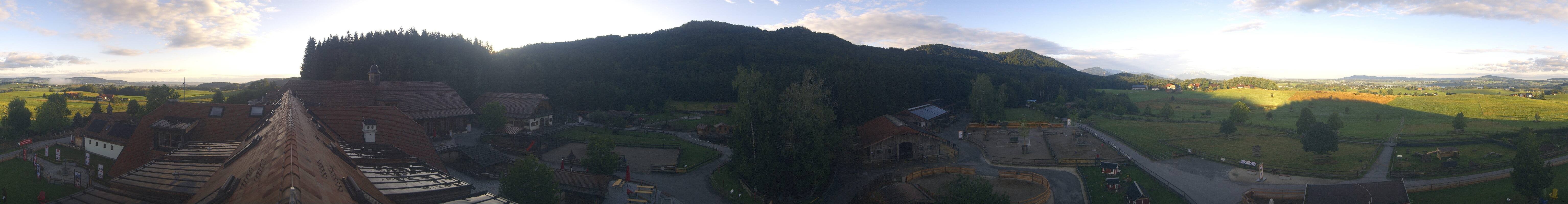 Archiv Foto Webcam Henndorf am Wallersee - Gut Aiderbichl