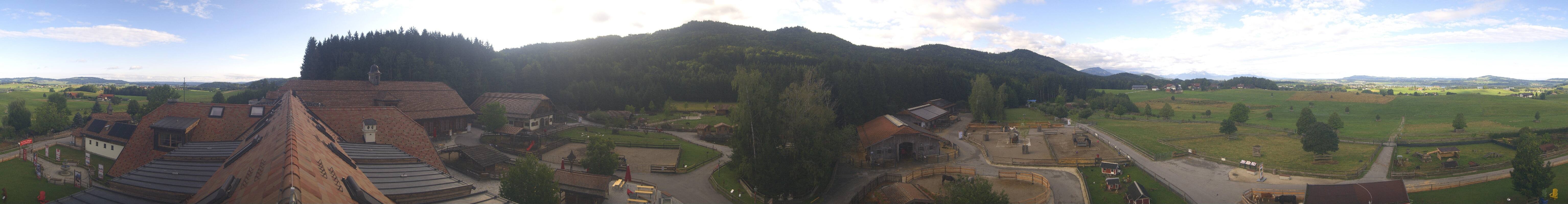 Archiv Foto Webcam Henndorf am Wallersee - Gut Aiderbichl