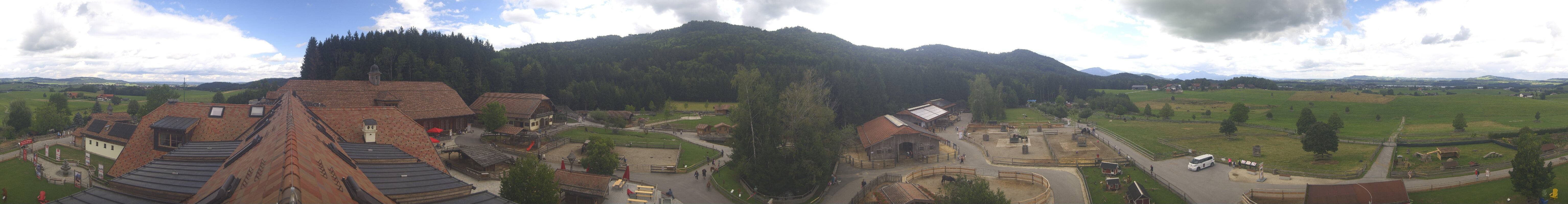 Archiv Foto Webcam Henndorf am Wallersee - Gut Aiderbichl